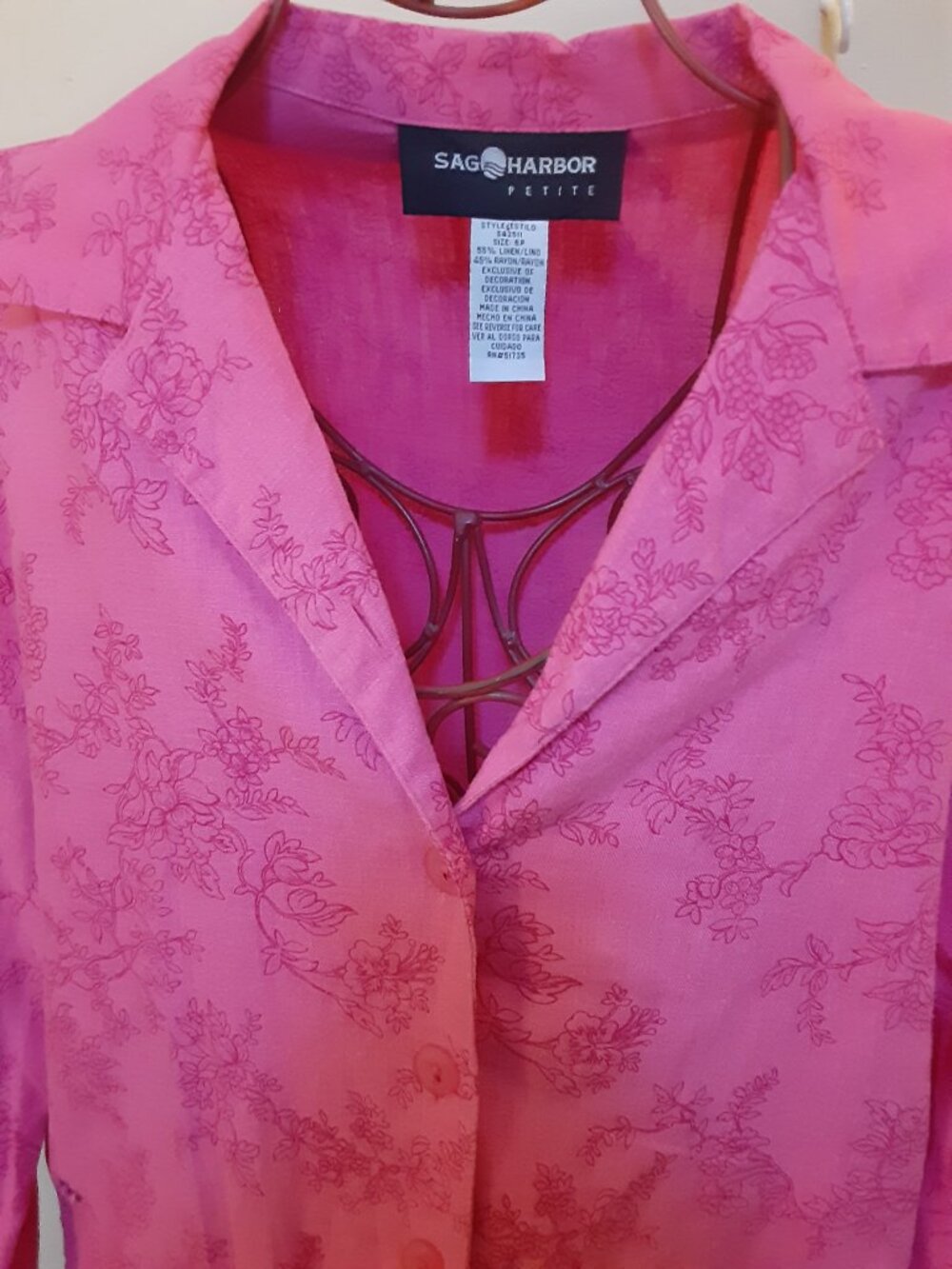 Sag Harbor SZ 6P Pink Floral Embroidered sequin Button up blouse Petite - Picture 2 of 12